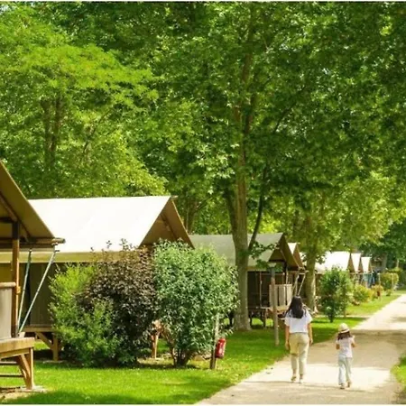 Mobile-home Climatise Campsite Chateauneuf-de-Galaure